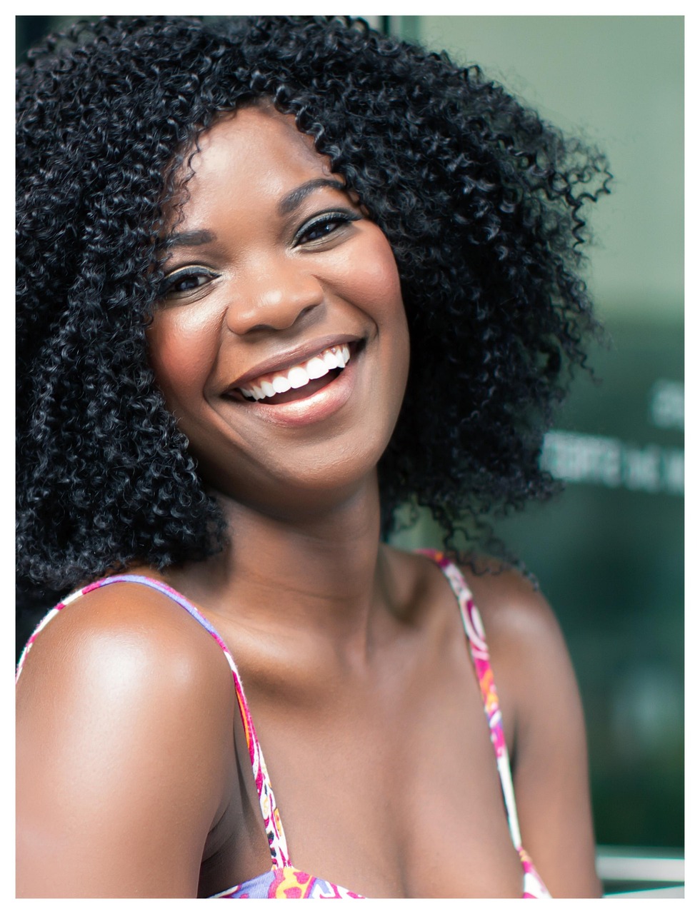 services-02 smile, happy, people, fun, young, woman, happiness, girl, smiling, portrait, female, person, cheerful, face, summer, lifestyle, looking, black woman, fashion, attractive, model, glamour, nature, african, posing, black people